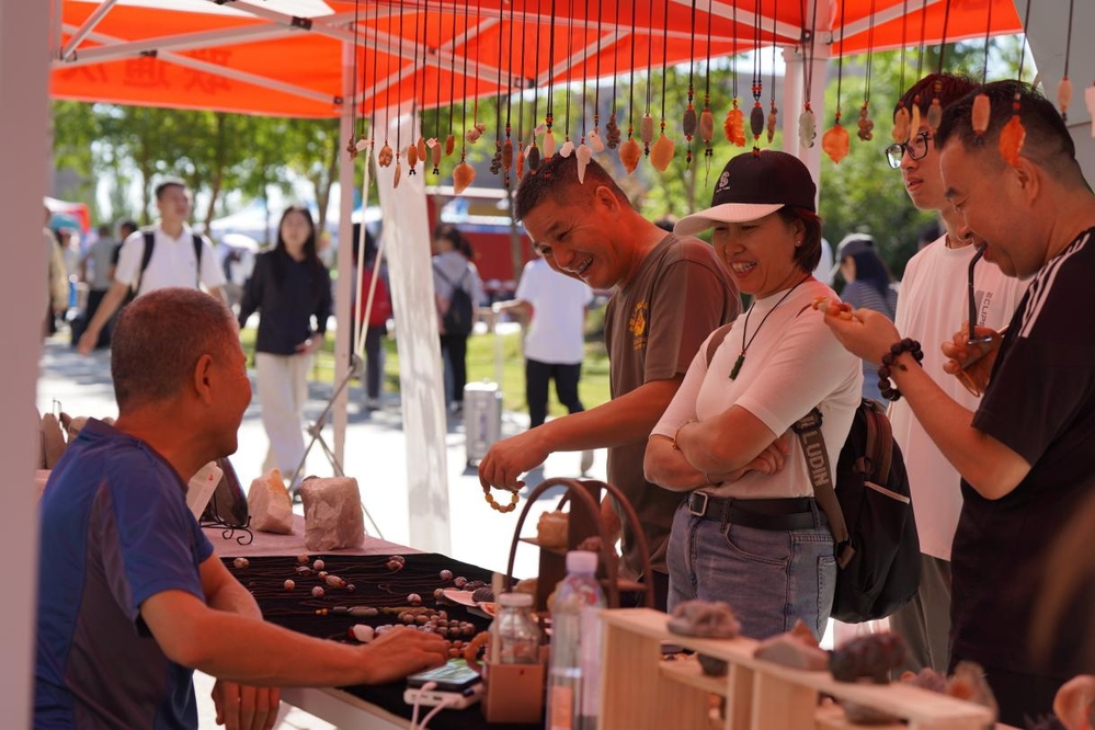 2b5047941f51cfbaeecb063a72cd47e2_compress