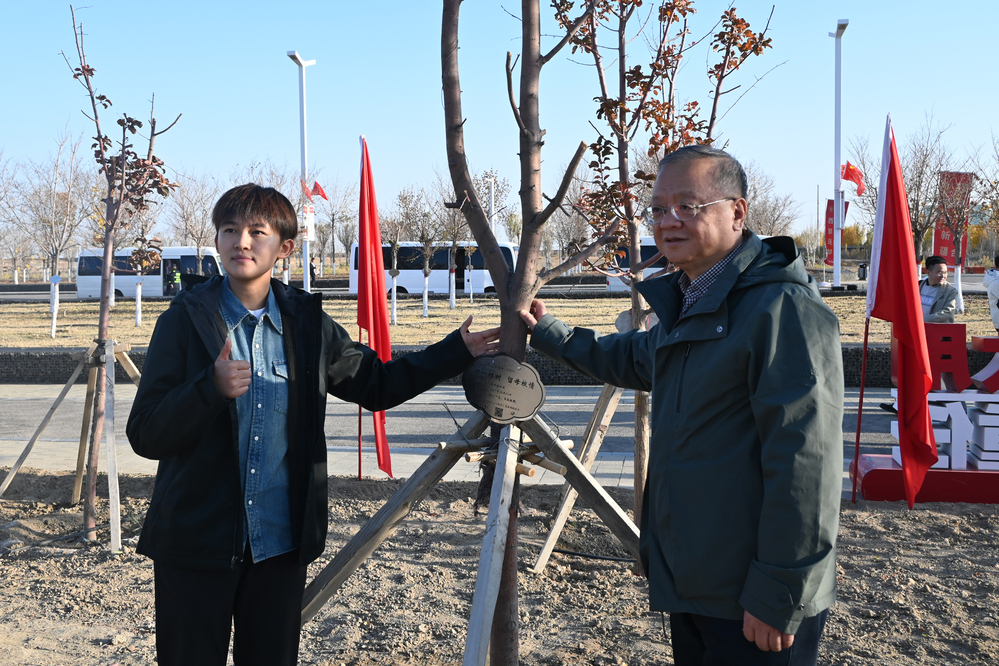 9b35f838253358426fe15d15363f15e3_