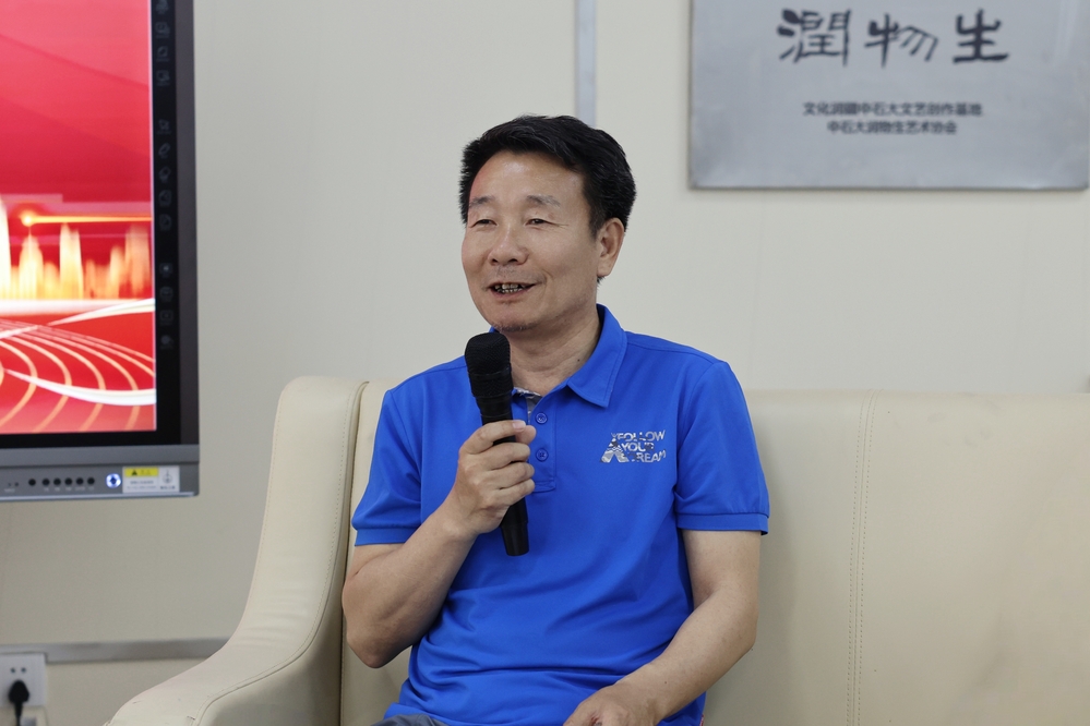 20260511青蓝领航·青年教师成长沙龙-郝志远摄 (1)