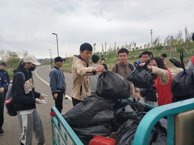 20190508-文理学院举办“五四传薪火，青春献祖国” 主题教育系列活动-文理学院-徐绍康01