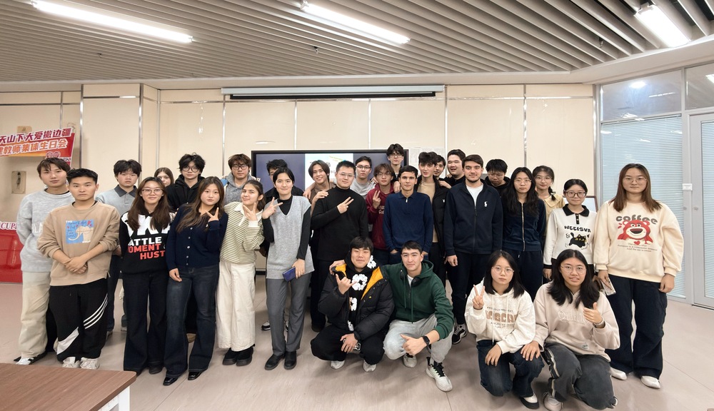 762B8813-65FD-4602-A45C-4AF23B641AE9